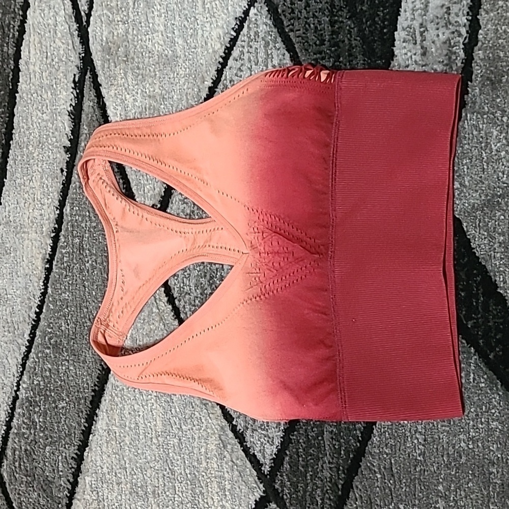 VS PINK SPORT OMBRE SEAMLESS LIGHTLY LINED RACERBACK SPORTS BRA